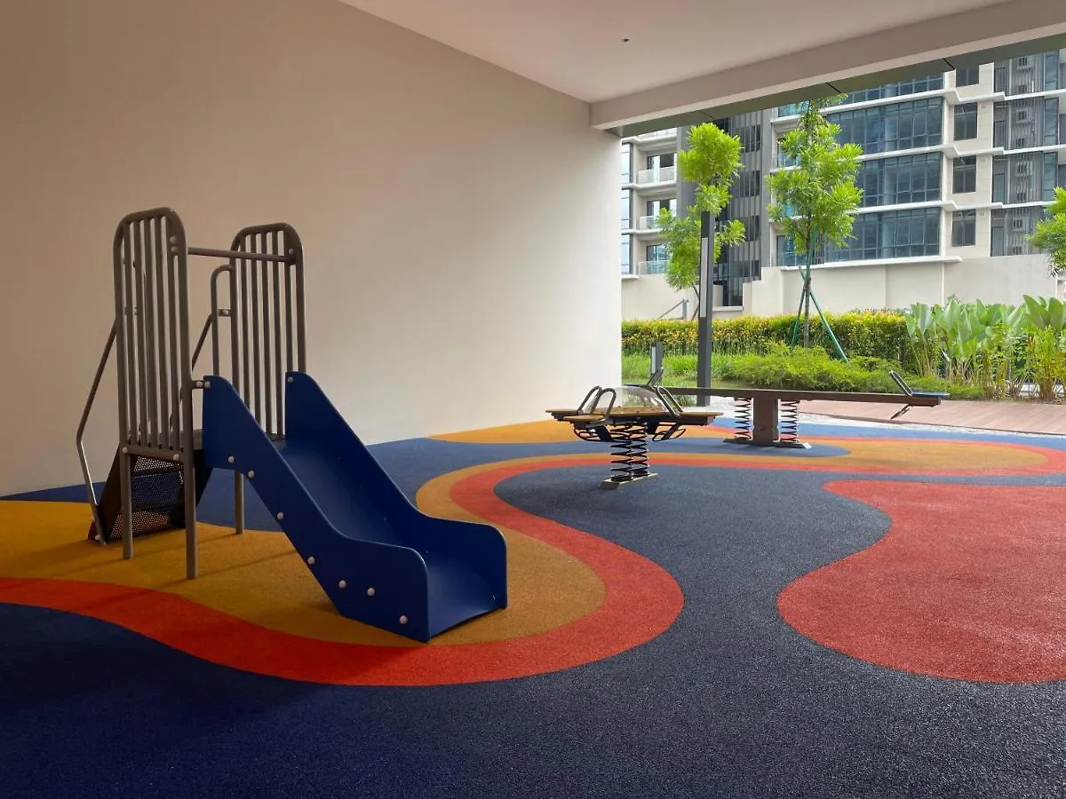 Eaton Residences Klcc By Romeo Bnb クアラルンプール アパート