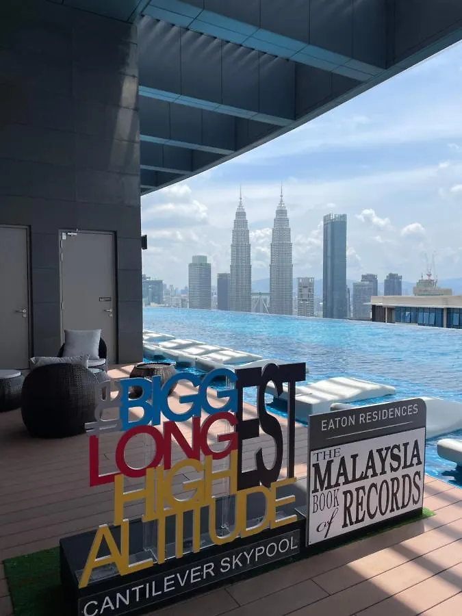 Eaton Residences Klcc By Romeo Bnb クアラルンプール アパート
