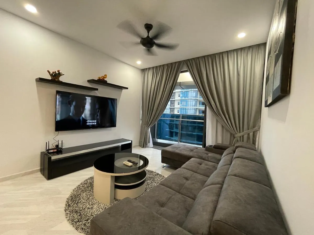 Eaton Residences Klcc By Romeo Bnb クアラルンプール アパート
