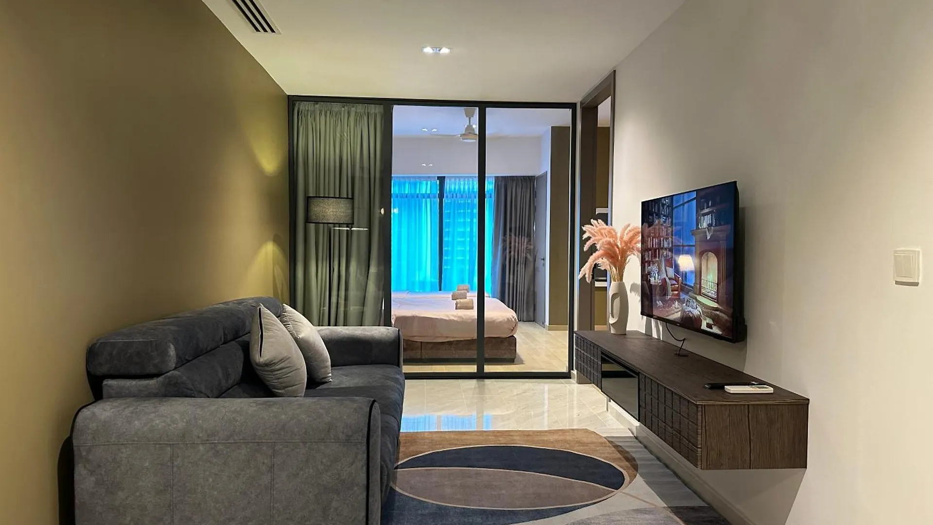 Eaton Residences Klcc By Romeo Bnb Kuala Lumpur Malaysia